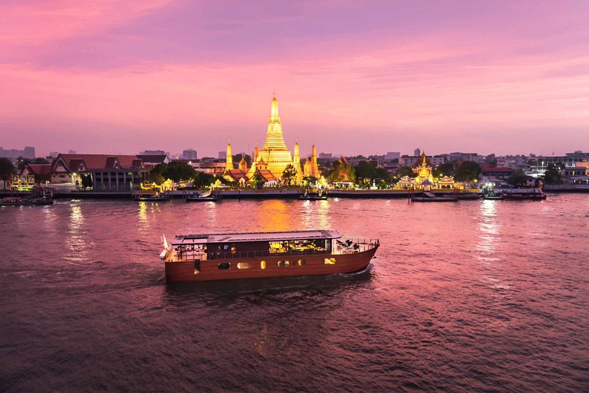 Best Dinner Cruises in Bangkok: Princess vs Meridian vs White Orchid – Which One Should You Choose?